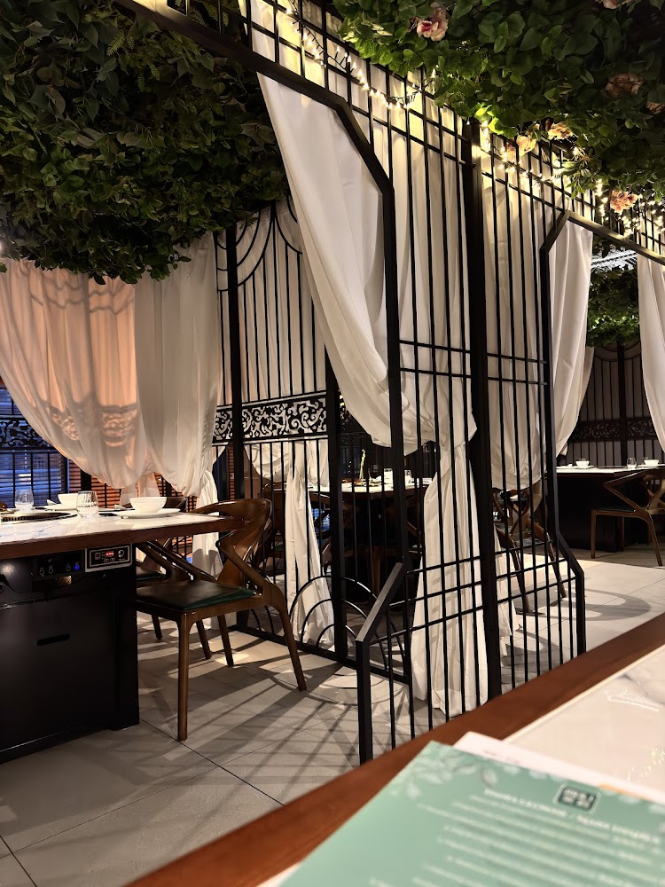 12 Best Chinese Restaurants in Warsaw