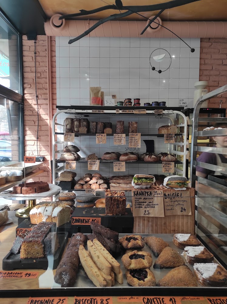 15 Best Confectioneries and Bakeries in Warsaw